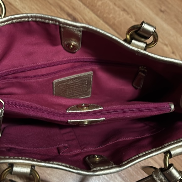 Coach leather plaid shoulder tote bag - Picture 7 of 10